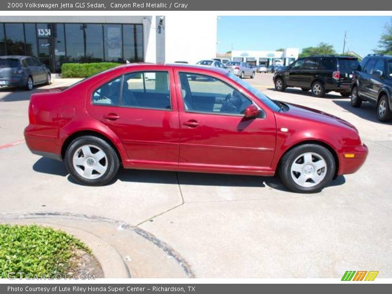 Canyon Red Metallic / Gray 2000 Volkswagen Jetta GLS Sedan