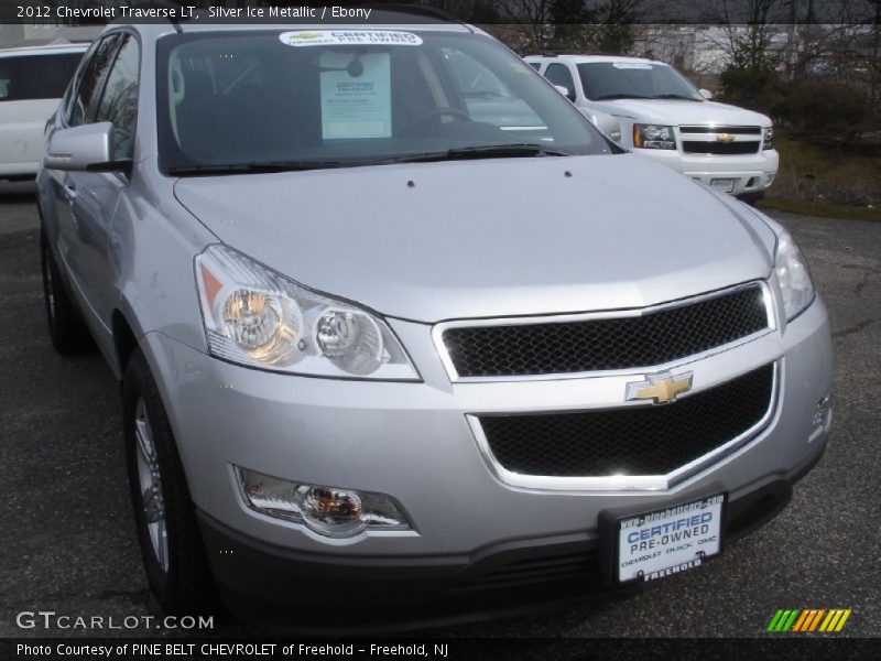 Silver Ice Metallic / Ebony 2012 Chevrolet Traverse LT