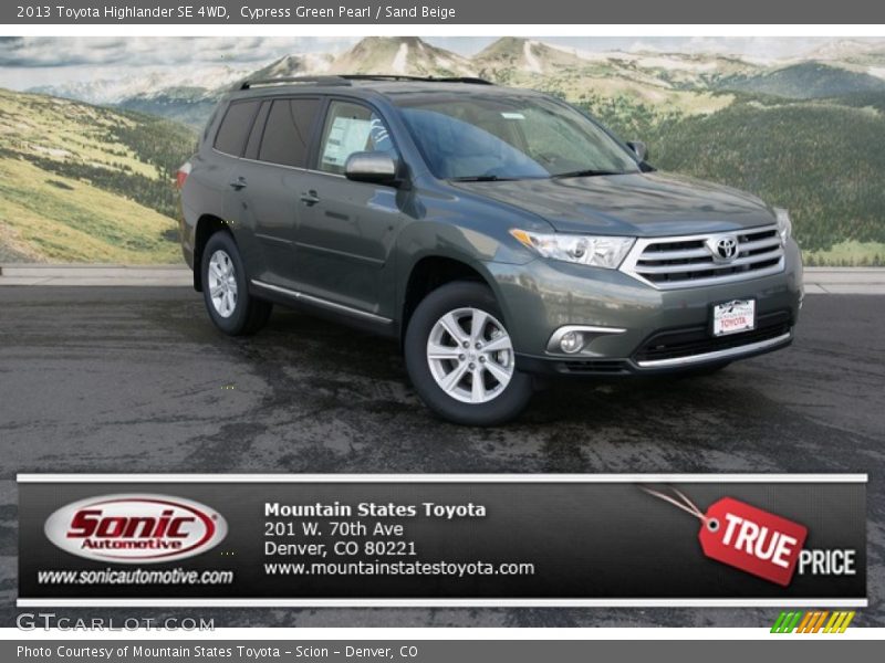 Cypress Green Pearl / Sand Beige 2013 Toyota Highlander SE 4WD