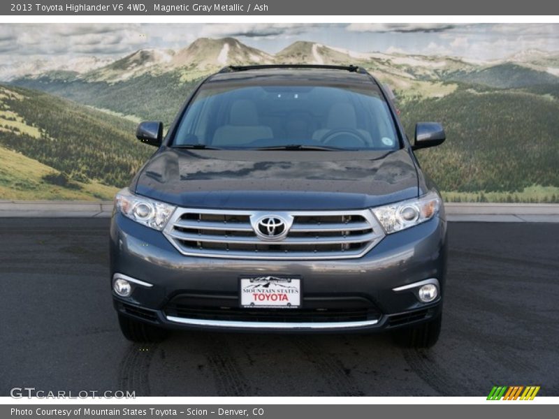 Magnetic Gray Metallic / Ash 2013 Toyota Highlander V6 4WD