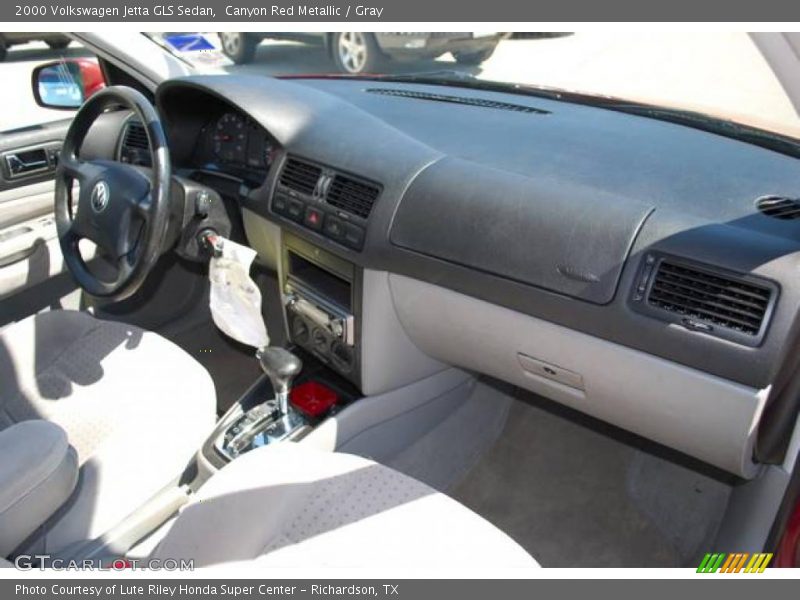 Canyon Red Metallic / Gray 2000 Volkswagen Jetta GLS Sedan