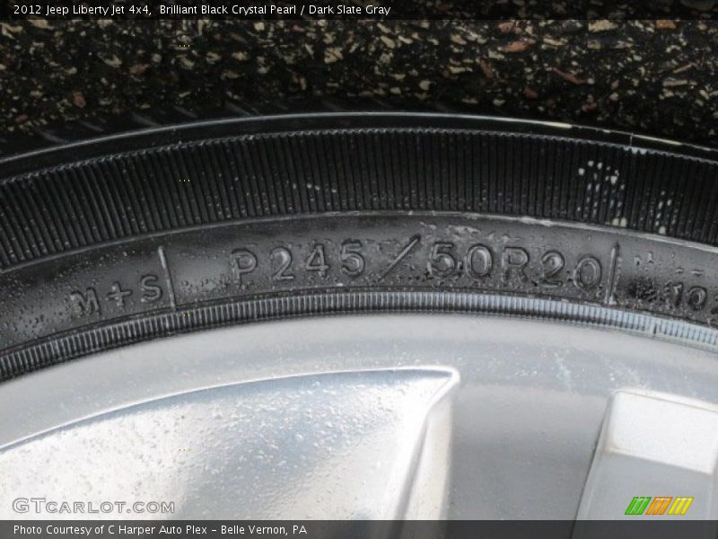 Brilliant Black Crystal Pearl / Dark Slate Gray 2012 Jeep Liberty Jet 4x4
