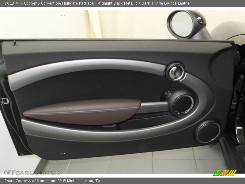 Door Panel of 2013 Cooper S Convertible Highgate Package