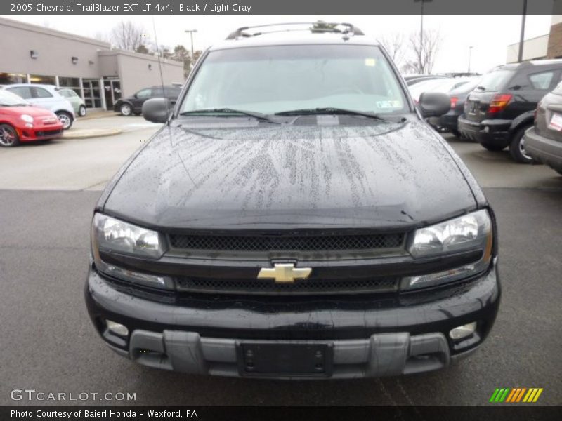 Black / Light Gray 2005 Chevrolet TrailBlazer EXT LT 4x4