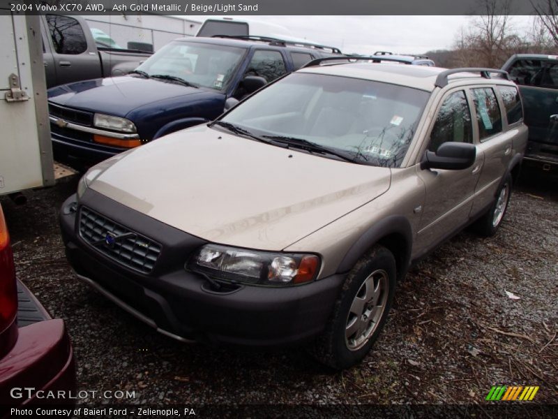 Ash Gold Metallic / Beige/Light Sand 2004 Volvo XC70 AWD