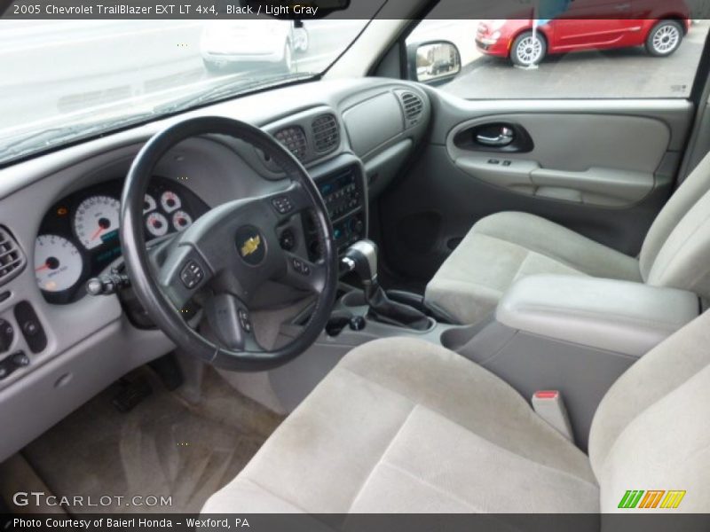 Light Gray Interior - 2005 TrailBlazer EXT LT 4x4 