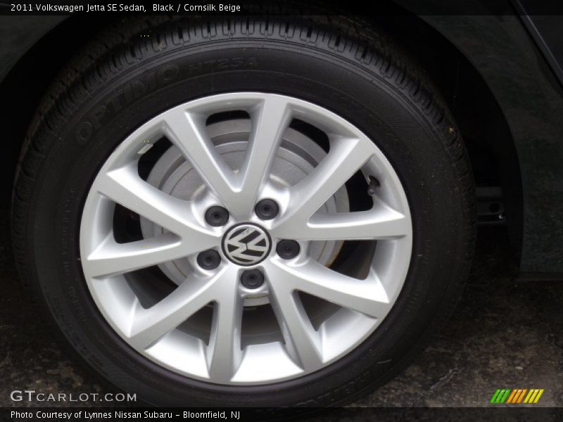 Black / Cornsilk Beige 2011 Volkswagen Jetta SE Sedan