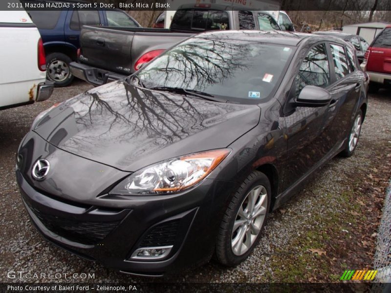 Front 3/4 View of 2011 MAZDA3 s Sport 5 Door