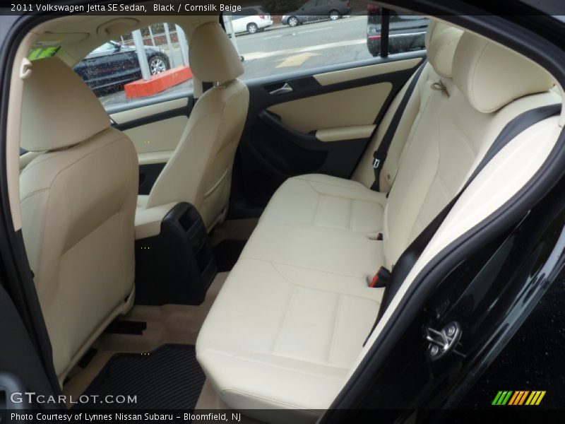 Black / Cornsilk Beige 2011 Volkswagen Jetta SE Sedan