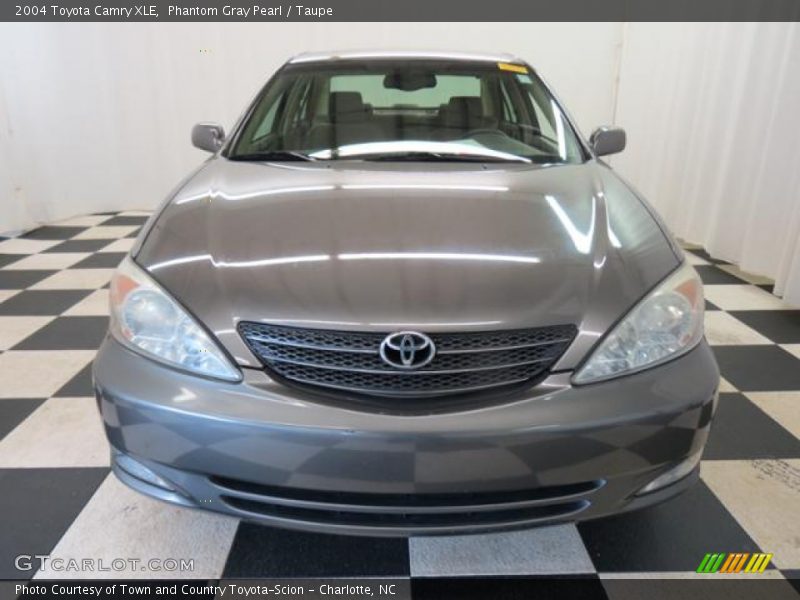 Phantom Gray Pearl / Taupe 2004 Toyota Camry XLE