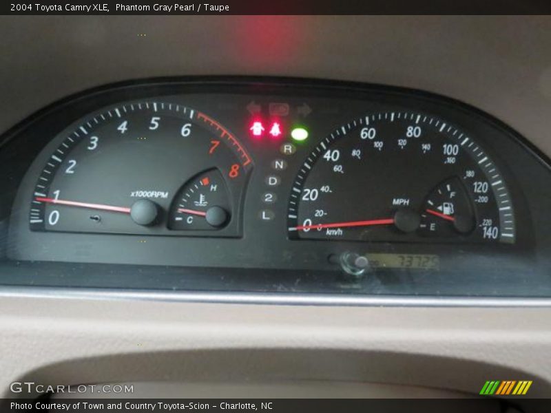 Phantom Gray Pearl / Taupe 2004 Toyota Camry XLE