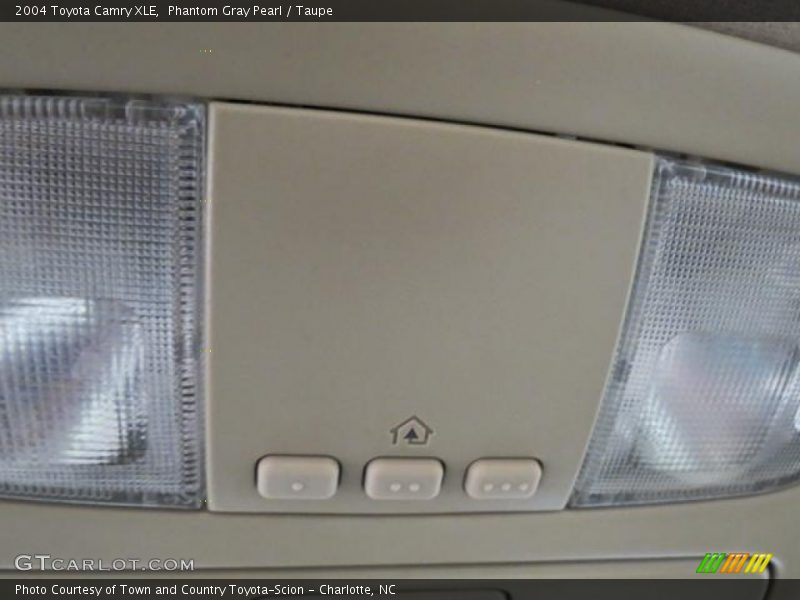 Phantom Gray Pearl / Taupe 2004 Toyota Camry XLE