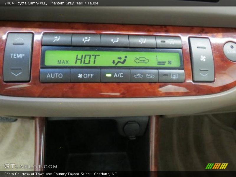 Phantom Gray Pearl / Taupe 2004 Toyota Camry XLE