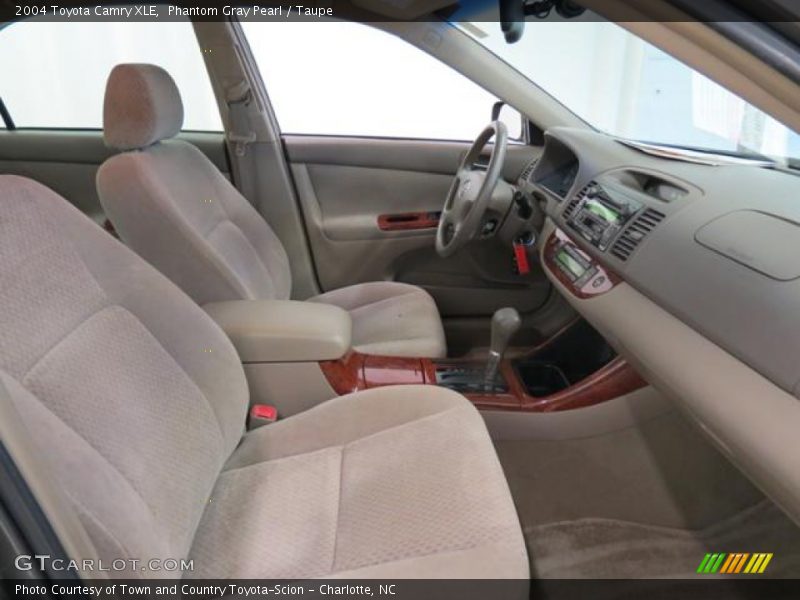 Phantom Gray Pearl / Taupe 2004 Toyota Camry XLE