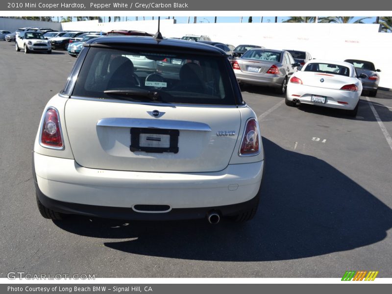 Pepper White / Grey/Carbon Black 2010 Mini Cooper Hardtop