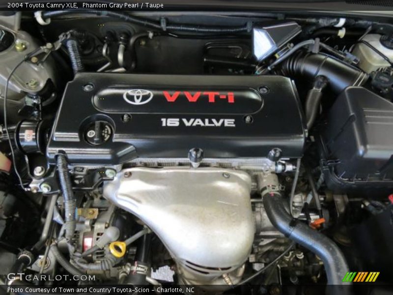 Phantom Gray Pearl / Taupe 2004 Toyota Camry XLE