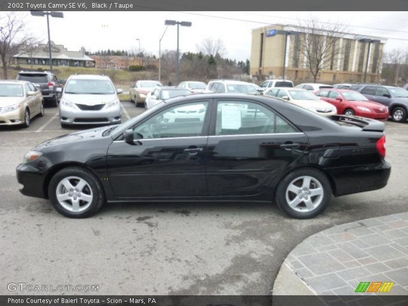 Black / Taupe 2002 Toyota Camry SE V6