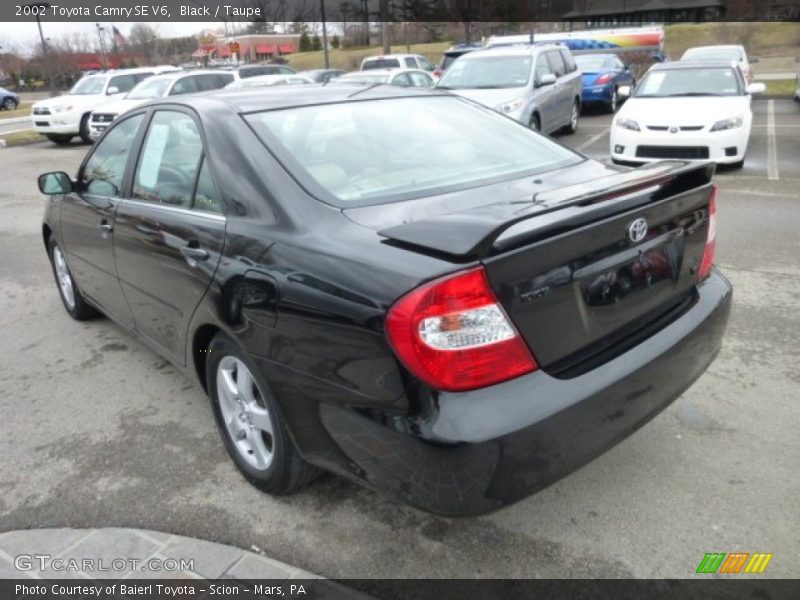 Black / Taupe 2002 Toyota Camry SE V6
