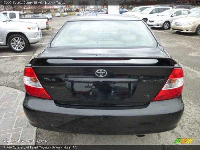 Black / Taupe 2002 Toyota Camry SE V6