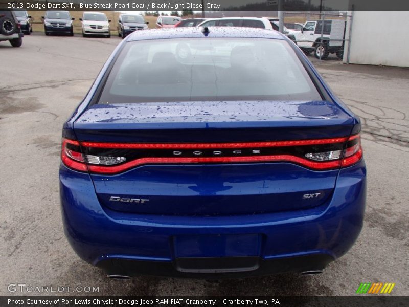 Blue Streak Pearl Coat / Black/Light Diesel Gray 2013 Dodge Dart SXT