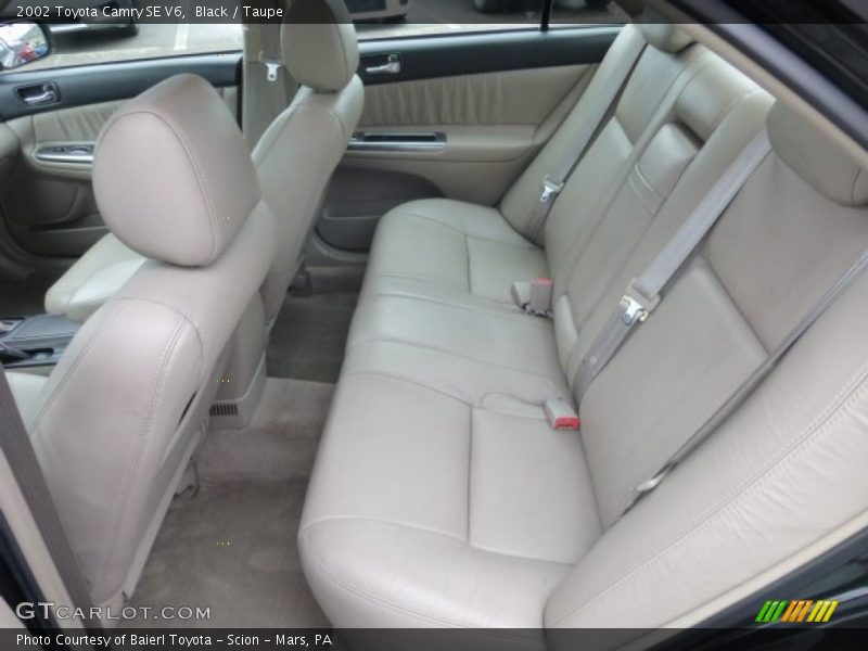 Black / Taupe 2002 Toyota Camry SE V6