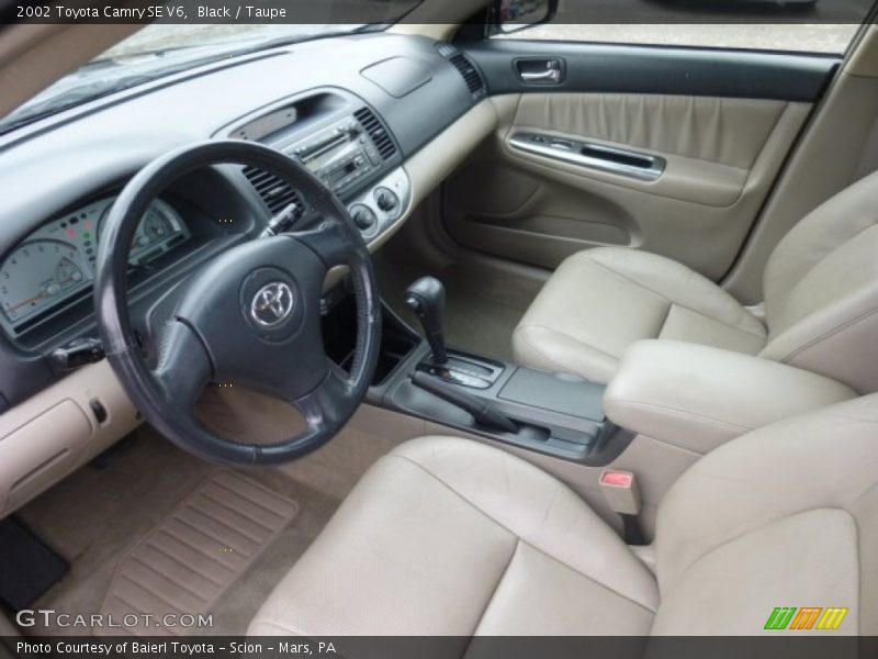 Black / Taupe 2002 Toyota Camry SE V6