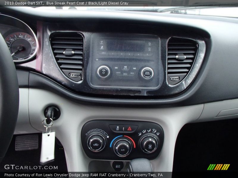Blue Streak Pearl Coat / Black/Light Diesel Gray 2013 Dodge Dart SXT