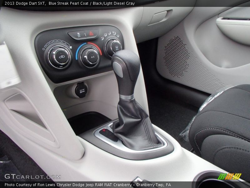 Blue Streak Pearl Coat / Black/Light Diesel Gray 2013 Dodge Dart SXT