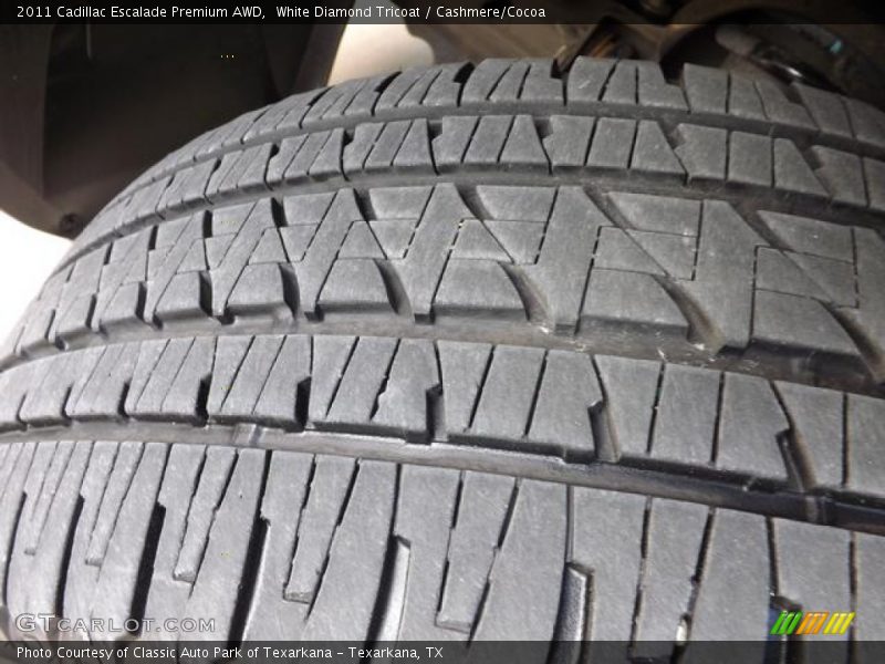 White Diamond Tricoat / Cashmere/Cocoa 2011 Cadillac Escalade Premium AWD