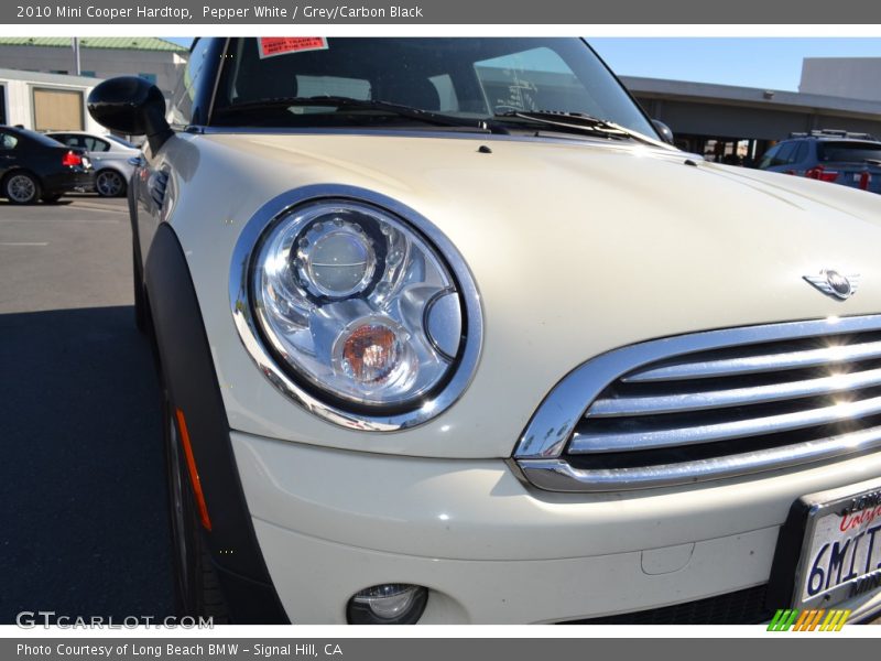 Pepper White / Grey/Carbon Black 2010 Mini Cooper Hardtop