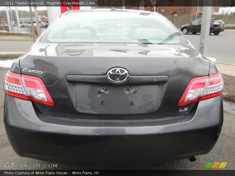 Magnetic Gray Metallic / Ash 2011 Toyota Camry LE