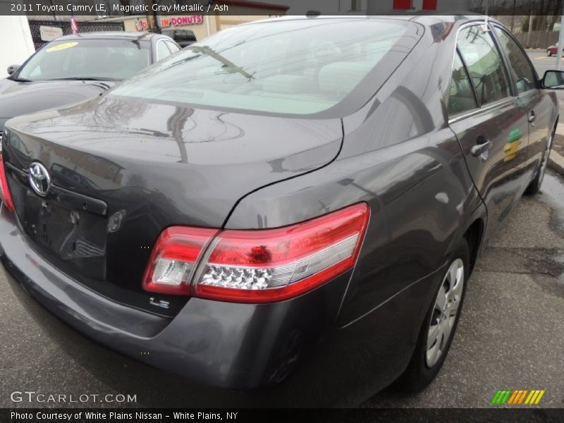 Magnetic Gray Metallic / Ash 2011 Toyota Camry LE