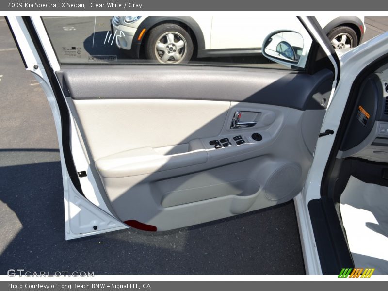 Clear White / Gray 2009 Kia Spectra EX Sedan