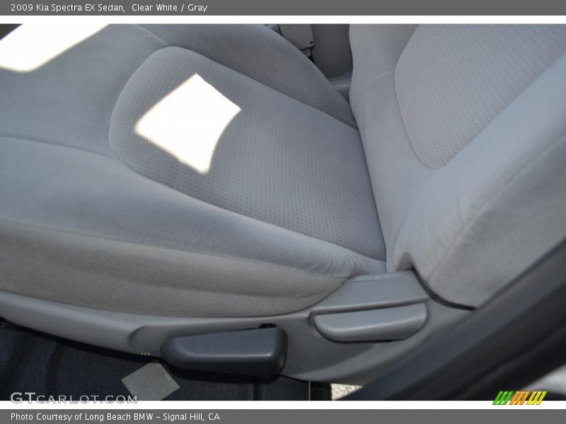 Clear White / Gray 2009 Kia Spectra EX Sedan