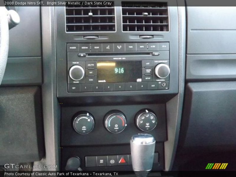 Bright Silver Metallic / Dark Slate Gray 2008 Dodge Nitro SXT