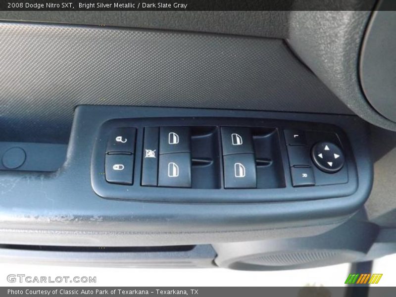 Bright Silver Metallic / Dark Slate Gray 2008 Dodge Nitro SXT