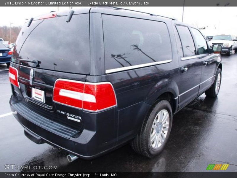 Tuxedo Black Metallic / Canyon/Black 2011 Lincoln Navigator L Limited Edition 4x4