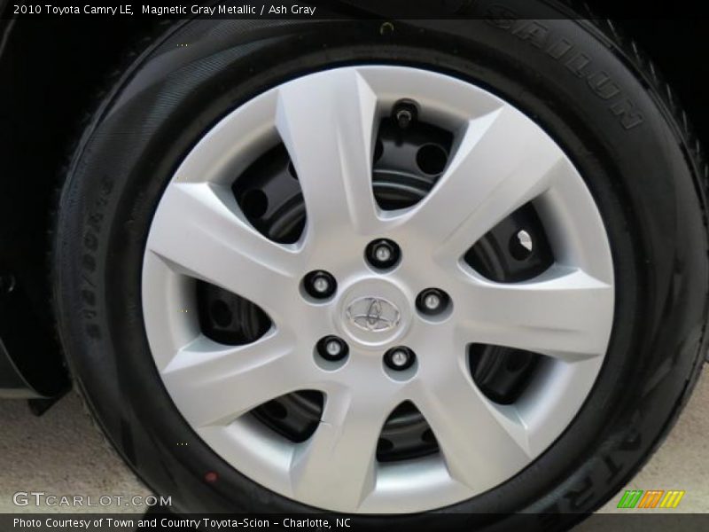 Magnetic Gray Metallic / Ash Gray 2010 Toyota Camry LE