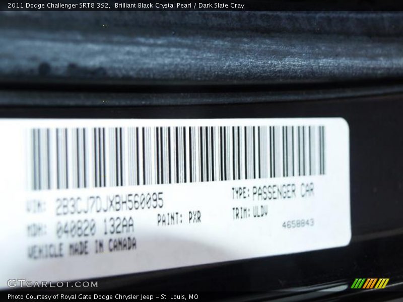 Brilliant Black Crystal Pearl / Dark Slate Gray 2011 Dodge Challenger SRT8 392