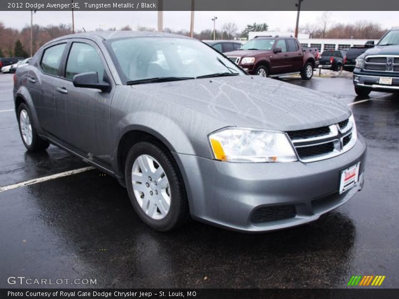 Tungsten Metallic / Black 2012 Dodge Avenger SE