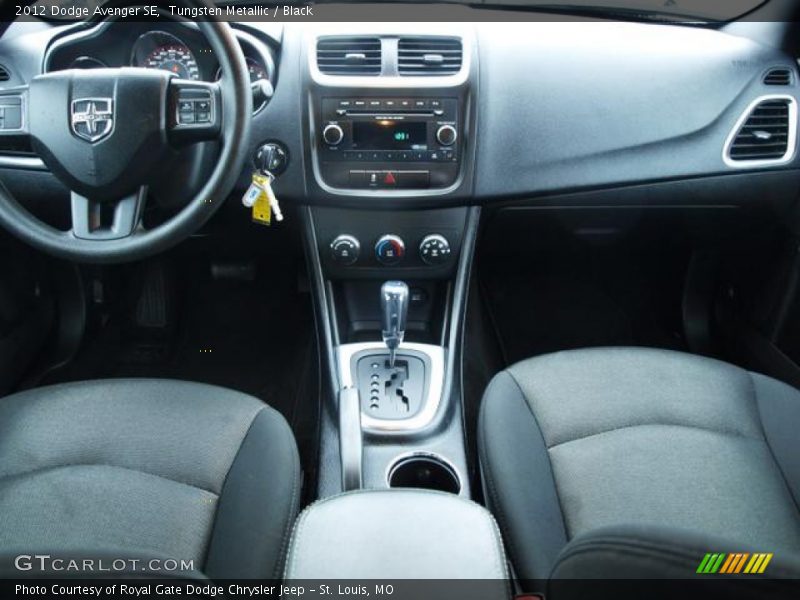 Dashboard of 2012 Avenger SE