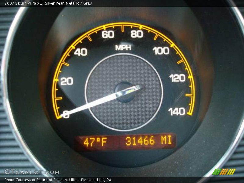 Silver Pearl Metallic / Gray 2007 Saturn Aura XE