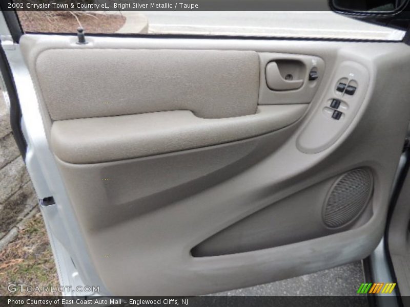 Door Panel of 2002 Town & Country eL