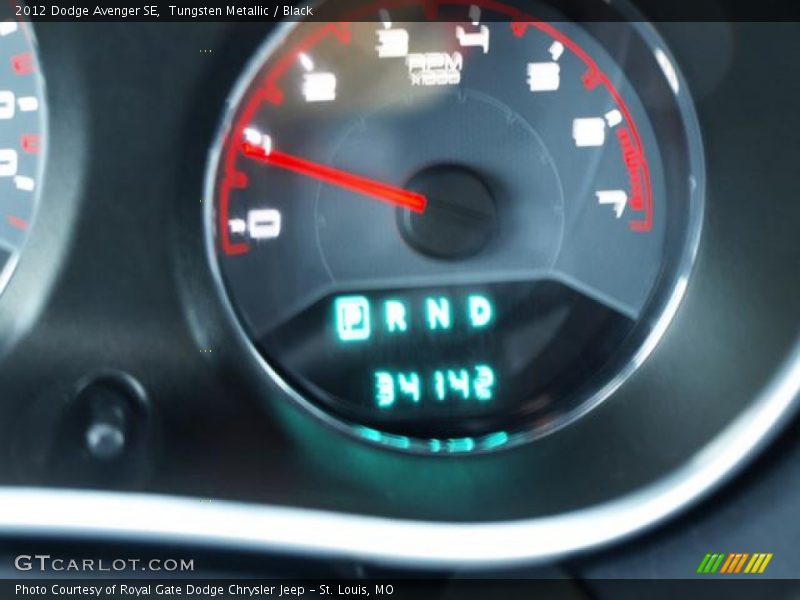 Tungsten Metallic / Black 2012 Dodge Avenger SE