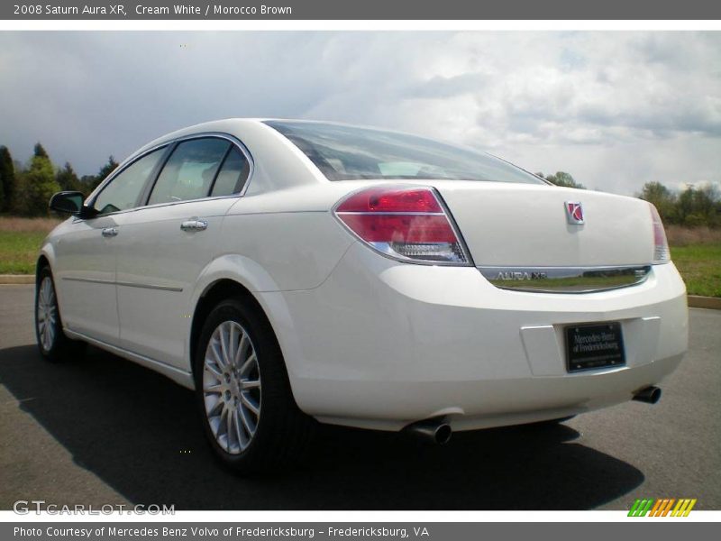 Cream White / Morocco Brown 2008 Saturn Aura XR