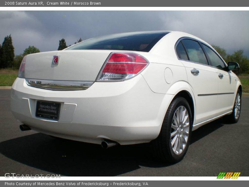 Cream White / Morocco Brown 2008 Saturn Aura XR