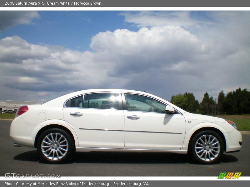 Cream White / Morocco Brown 2008 Saturn Aura XR