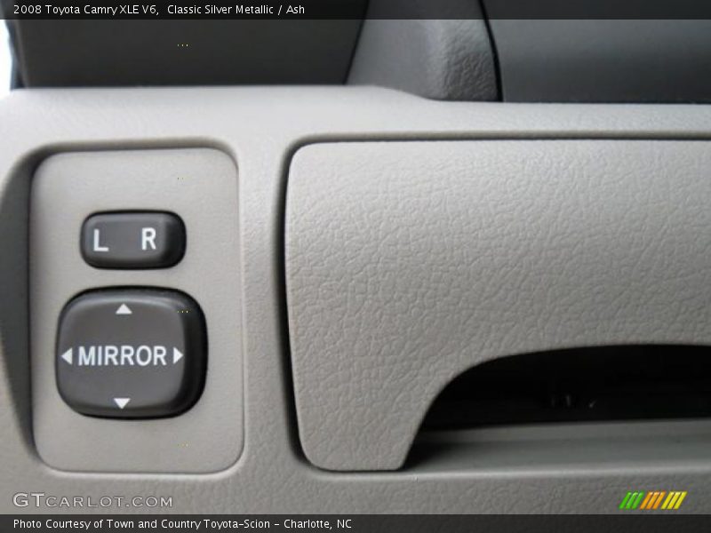Classic Silver Metallic / Ash 2008 Toyota Camry XLE V6