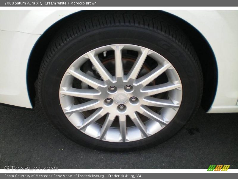 Cream White / Morocco Brown 2008 Saturn Aura XR