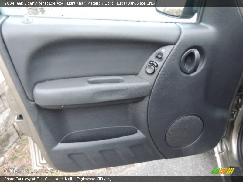 Light Khaki Metallic / Light Taupe/Dark Slate Gray 2004 Jeep Liberty Renegade 4x4